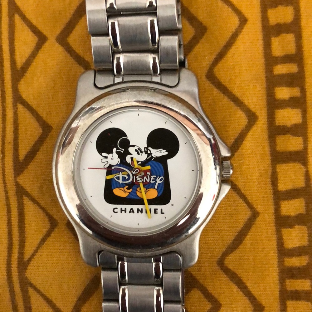 Mickey Mouse Watch made by Disney (vintage)